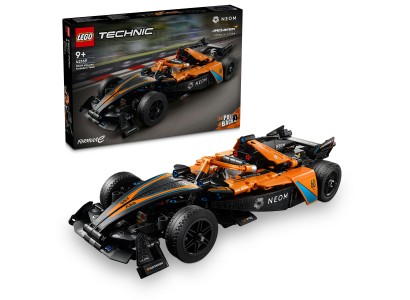 Конструктор LEGO Technic Автомобіль для перегонів NEOM McLaren Formula E